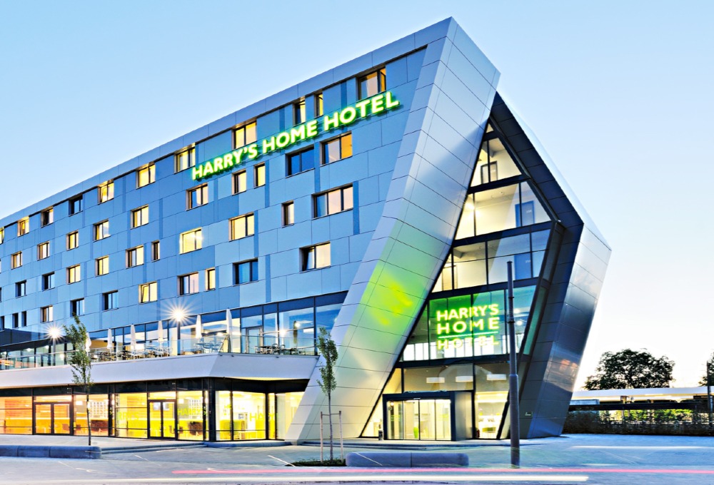 YES ARCHITECTURE., Meile Moosach, Hotel, Außenansicht